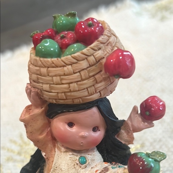 Friends of the Feather “She Who Shares Bushels” Vintage Enesco 1995 - Picture 10 of 16